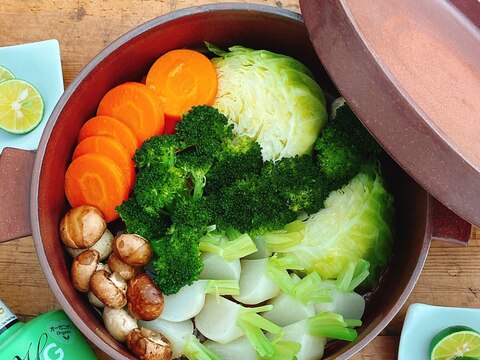 冬野菜のオリーブオイル蒸し～簡単ベジ鍋～